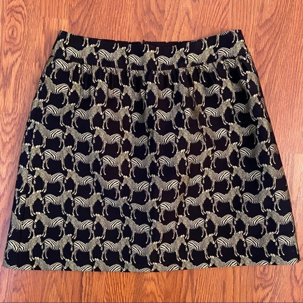 Crown & Ivy Black Skirt w/ Gold Zebras Size 6